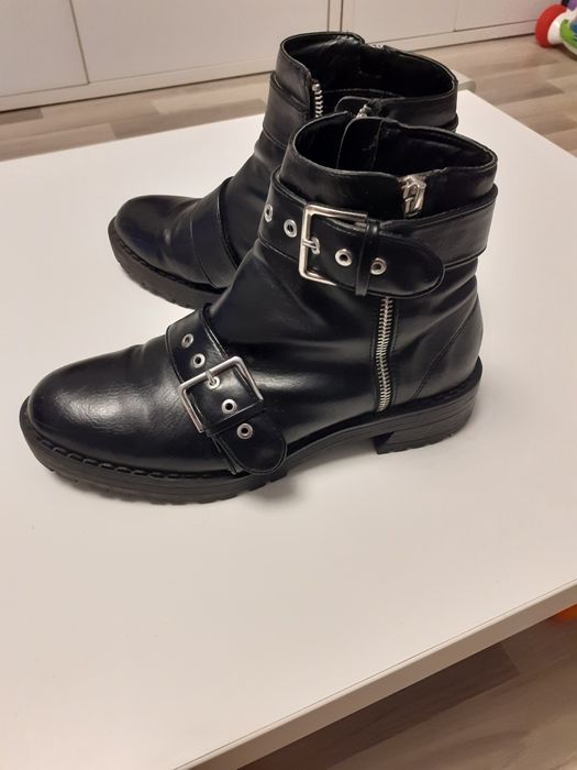 Vand ghete Bershka 39