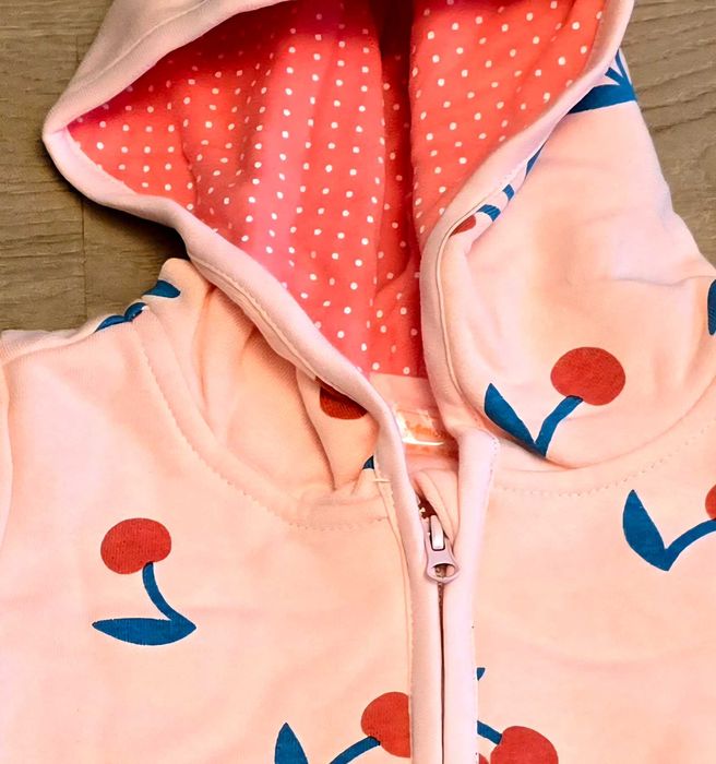 Мек бебешки гащеризон