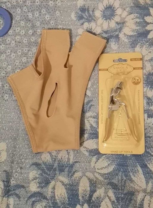 Загибатель ресниц на миндалевидную форму глаза, лимфодренажная маска.