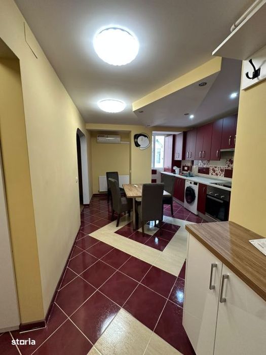 Apartament cu 4 camere de inchiriat  , 98 mp, Bd. Regele Mihai 1