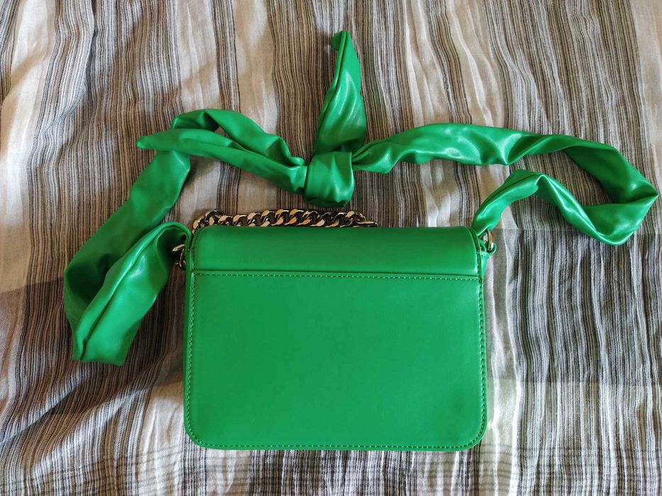 Зелена дамска чанта DeeZee