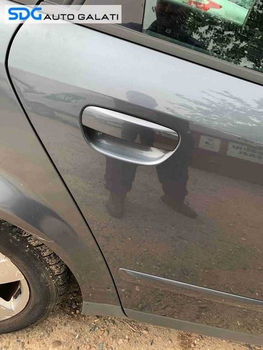 Usa / Usi / Portiera / Portiere Dreapta Spate Audi A4 B6 Break / Avant / Combi 2001 - 2005 Cod Culoare LX7Z