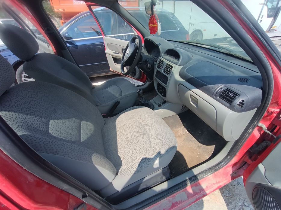 Dezmembrari Renault CLIO 2 / SYMBOL 1 (1998-2008) 1.5 dCi (SB07) Moto