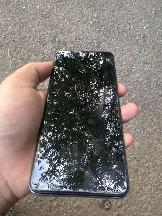 Продаю Redmi Not 9 Pro