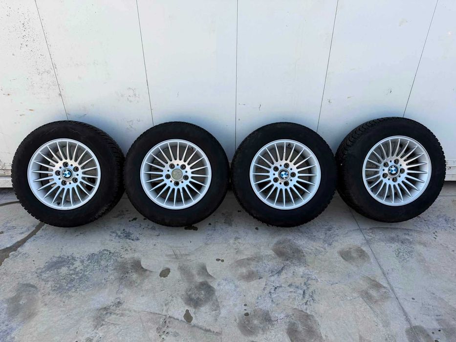 Продавам Style 61 със зимни гуми Goodyear