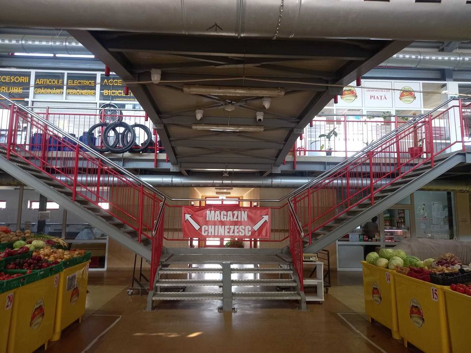 Spatii comerciale de inchiriat - Piata Agroalimentara Simeria - Complex comercial multifunctional