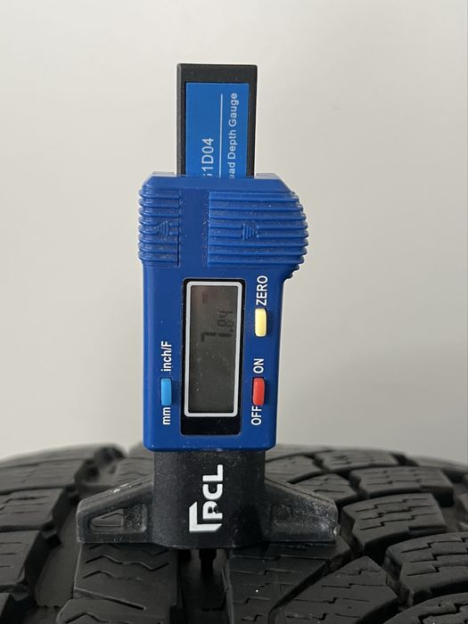 Зимни гуми 235/55/17 Nokian