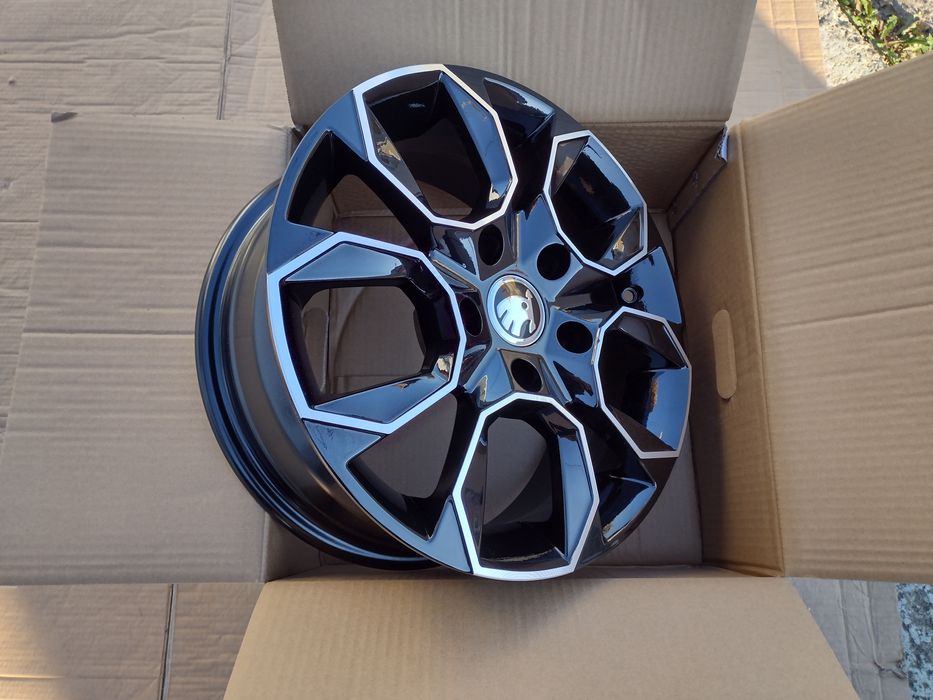 Jante 15 Skoda VRS Octavia 2 II,  Octavia 3 III
Prindere 5 x 112 R15
