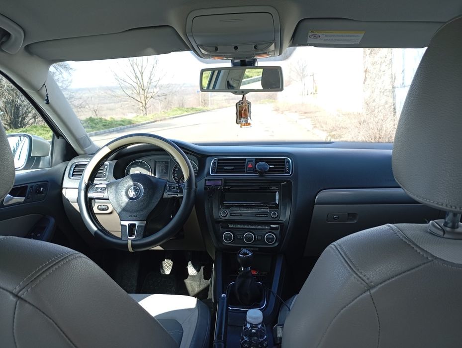 Volkswagen Jetta 2.0 TDI 2013