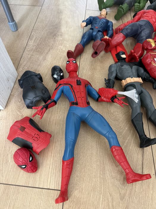 Набор супергероев из Marvel