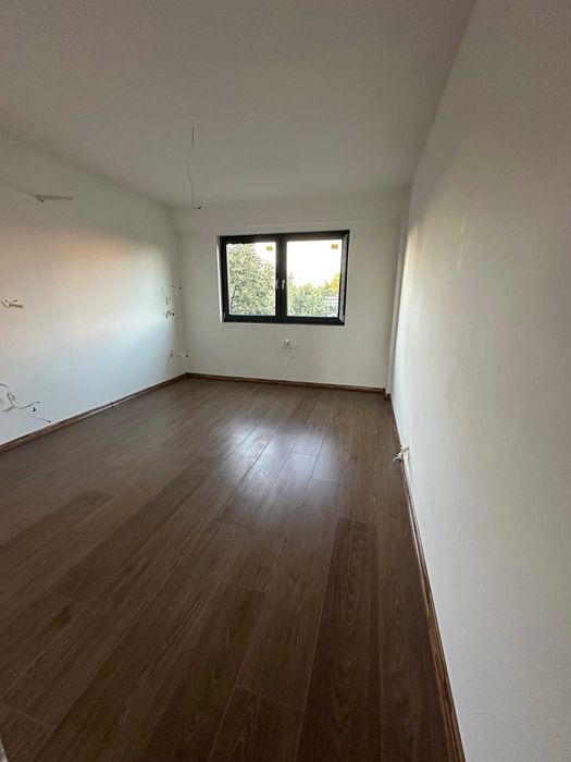 Продава се Тристаен апартамент в Пловдив, Кършияка - 92 кв.м за 915 €/кв.м - Снимка #2