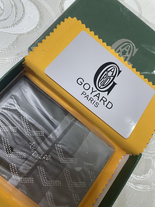 Card holder goyard