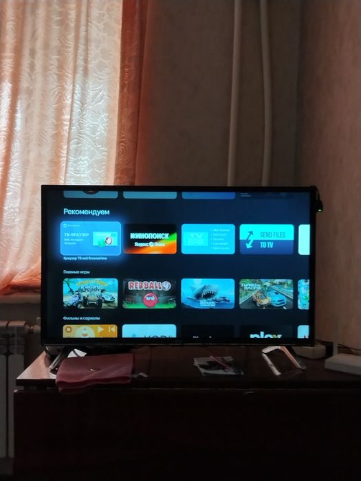 СМАРТ-ТВ 32 "artel"