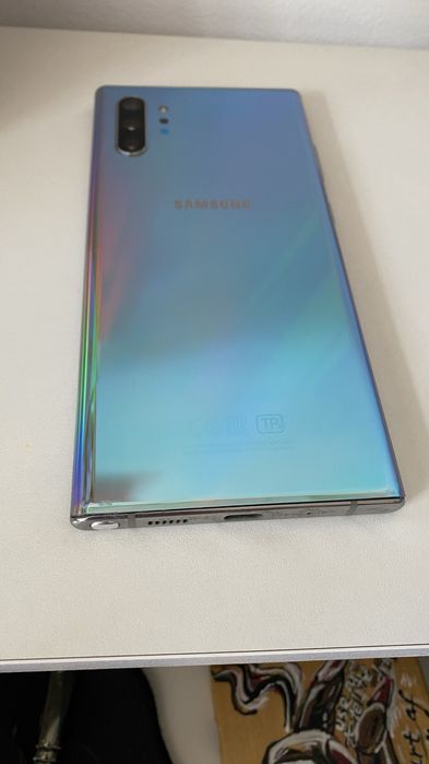 Samsung Note 10 plus радужный