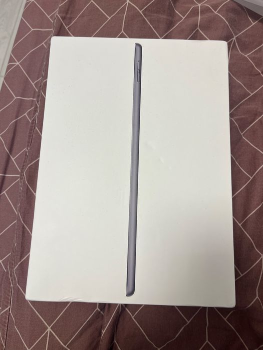 vand ipad,cu cutie originala