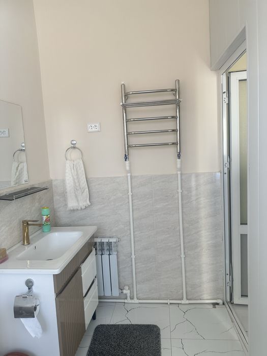 Ховли сотилади инфинбанк рупарасида