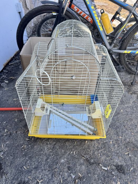 Продам клетку для попугая