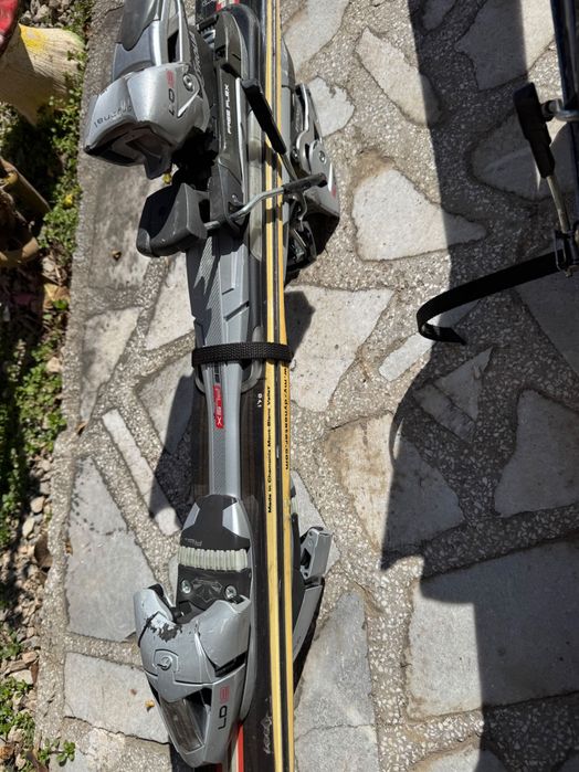 Два комплекта ски Dynastar и Head