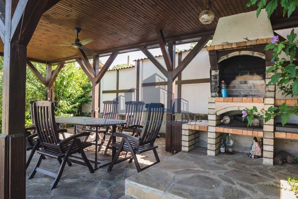 Продава се Къща в с. Мадара, Област Шумен - 1550 кв.м за 368 €/кв.м - Снимка #6