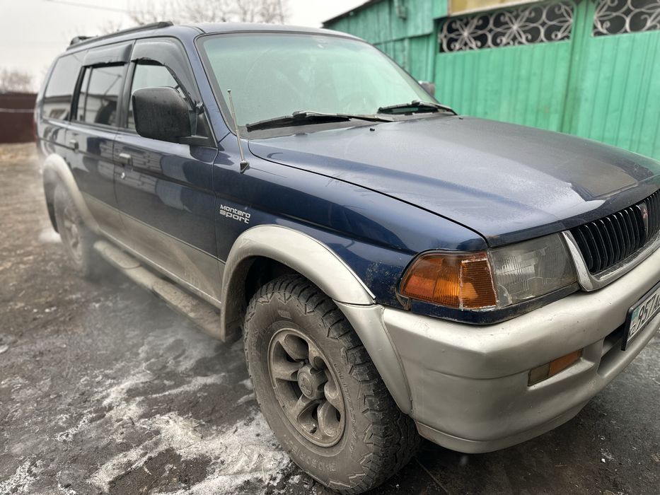 Продам монтеро спорт!