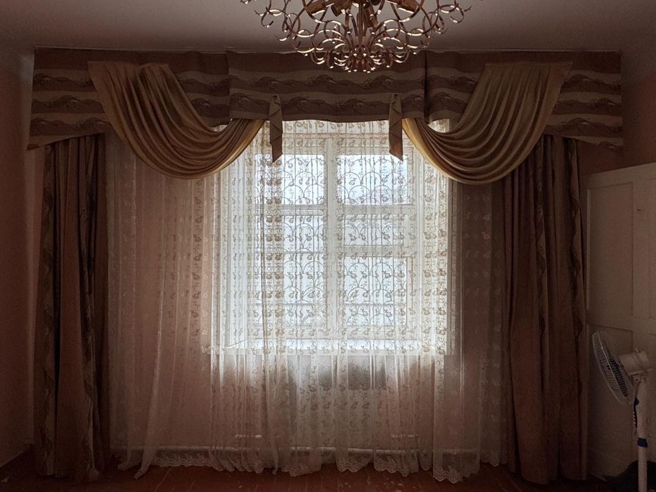 Продам шторы с ламбрикенами