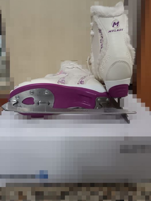 Детские фигурные коньки