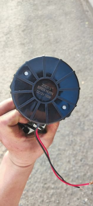 Sirena sotiladi yaxshi yangidek pultli