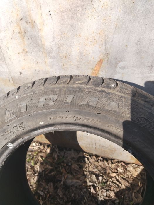 Продам две шины б/у в хорошем состоянии