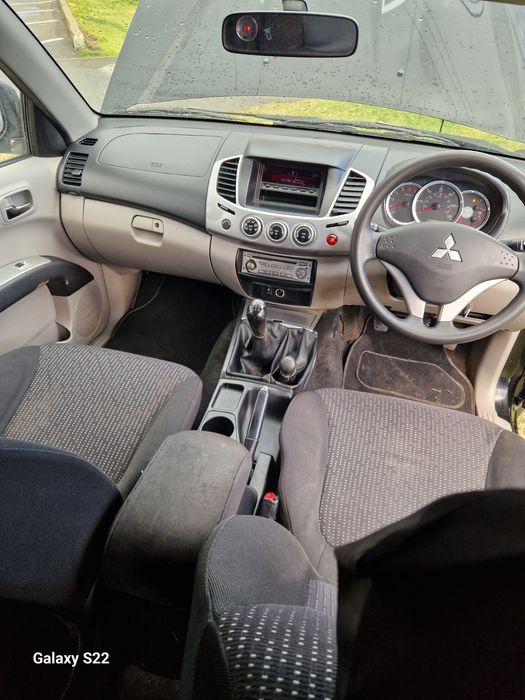 Vand mitsubishi L200 an 2013