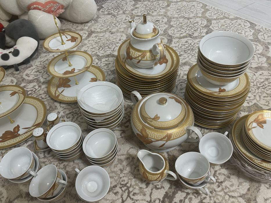 Продам чайно-столовый сервиз на 12 персон, в отличном состоянии