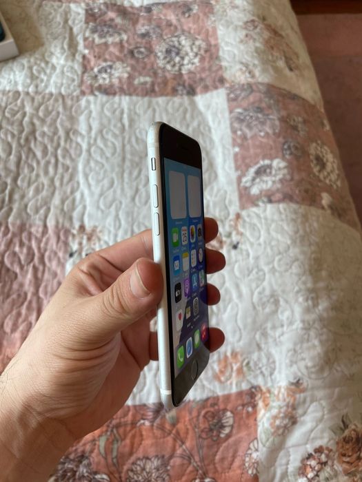 Iphone Se 64gb айфон