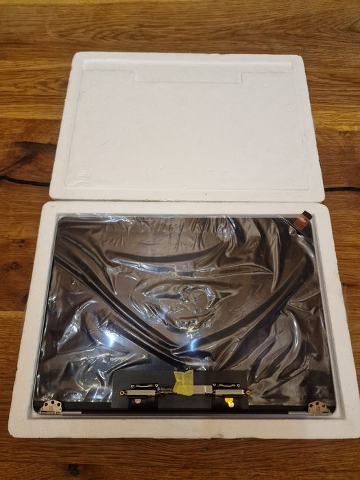 Матрици за Apple macbook