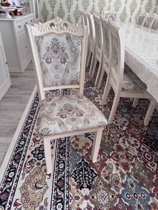 Продам стол со стульями