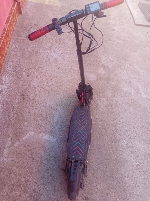 Vând/Schimb Trotineta electrica Smartgyro crossover x2 pro