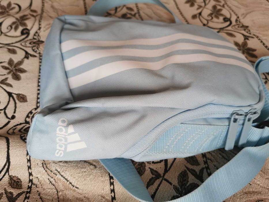 Спортна чанта Адидас