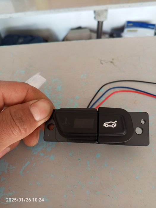 Датчик температуры и багаж кнопка на кобальт datchik temperatura