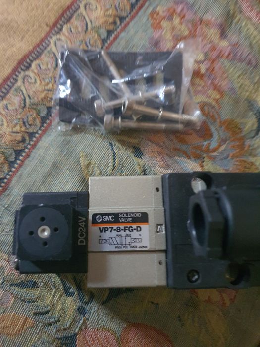 VP7-8-FG-D   24 v