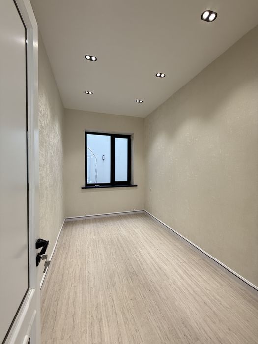 3 этажли Метрога якин хай-тек уй сотилади!