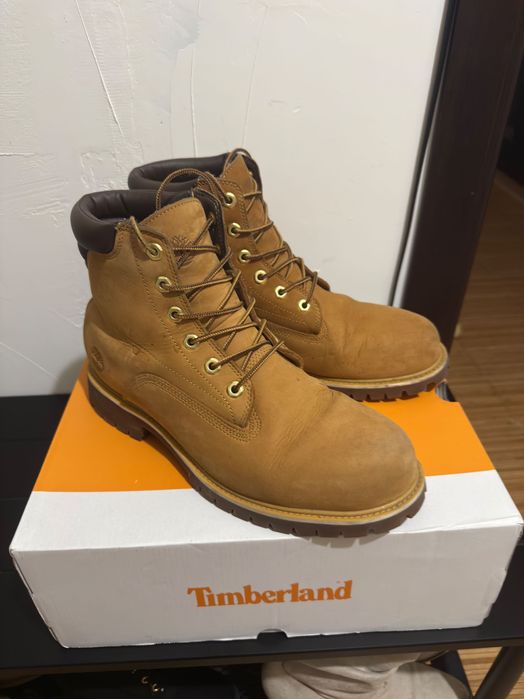 Ghete Timberland mărimea 44 + Kit întreținere Timberland