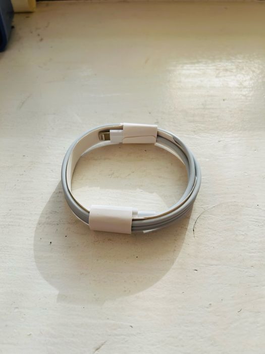 Кабель на айфон lighting