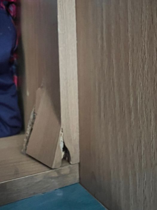 Легла с ракла  и гардероб