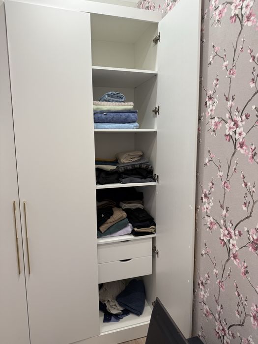 Продам шкаф и кровать вместе