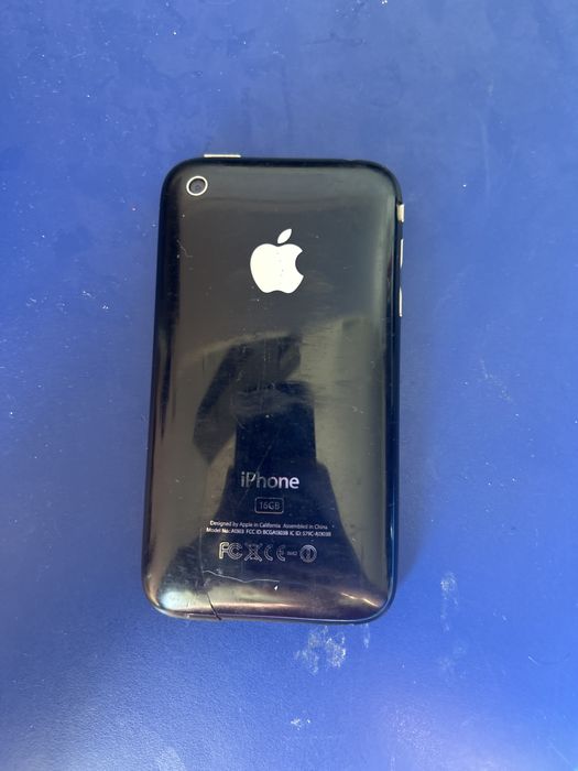 Iphone 3gs.