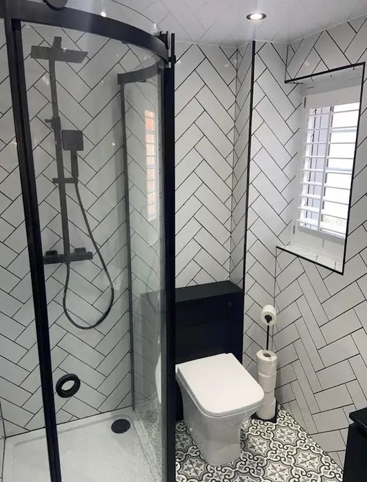 Executăm lucrări de construcții – interior & exterior