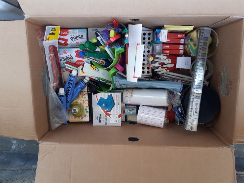 Канцеларски материали за магазин