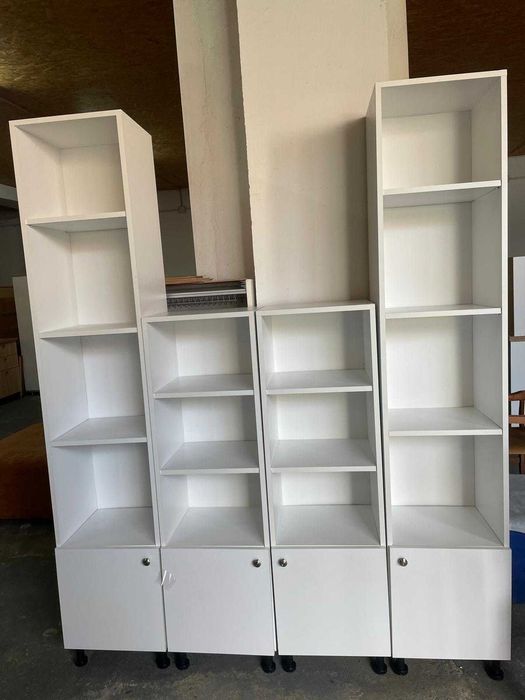 Mobilier pentru hol,sufragerie,debara,balcon,bucatarie,etc.