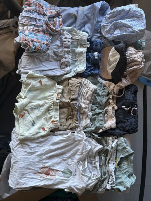 Лот пролетно летни бебешки дрехи