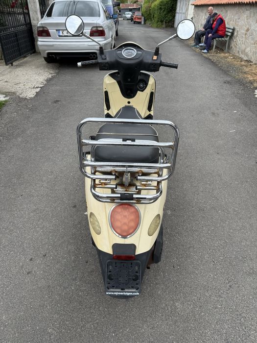 Скутер 50 cc / кубика с документи