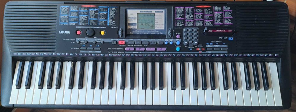 Синтезатор пиано клавир YAMAHA PSR 230 ce