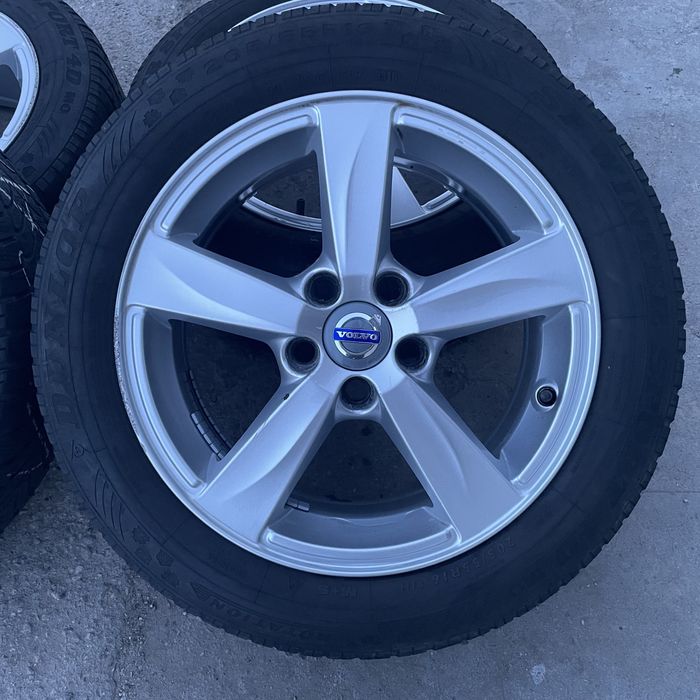 Jante Volvo V40 S40 S60 V70 5x108 16